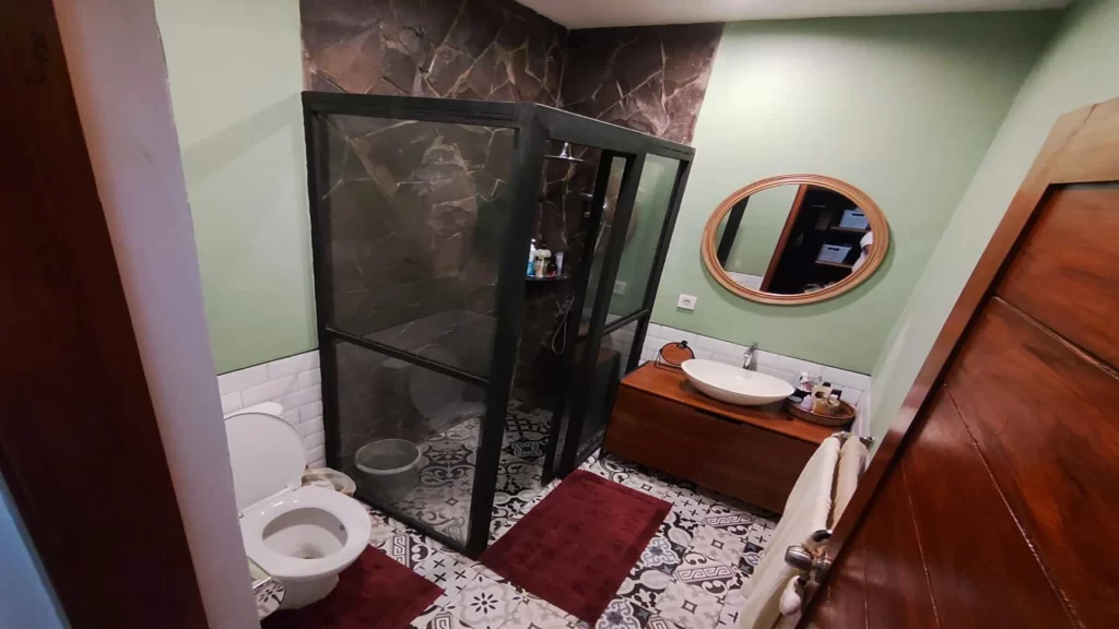 Bathroom Honga Sanur Villa