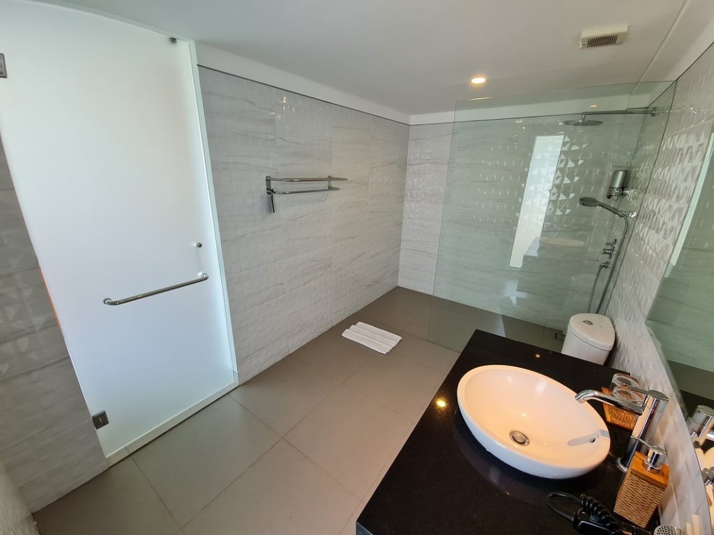 Hideaway Residence Ungasan bathroom